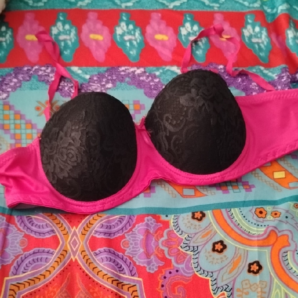 Elegant Black and Pink Lace Bra